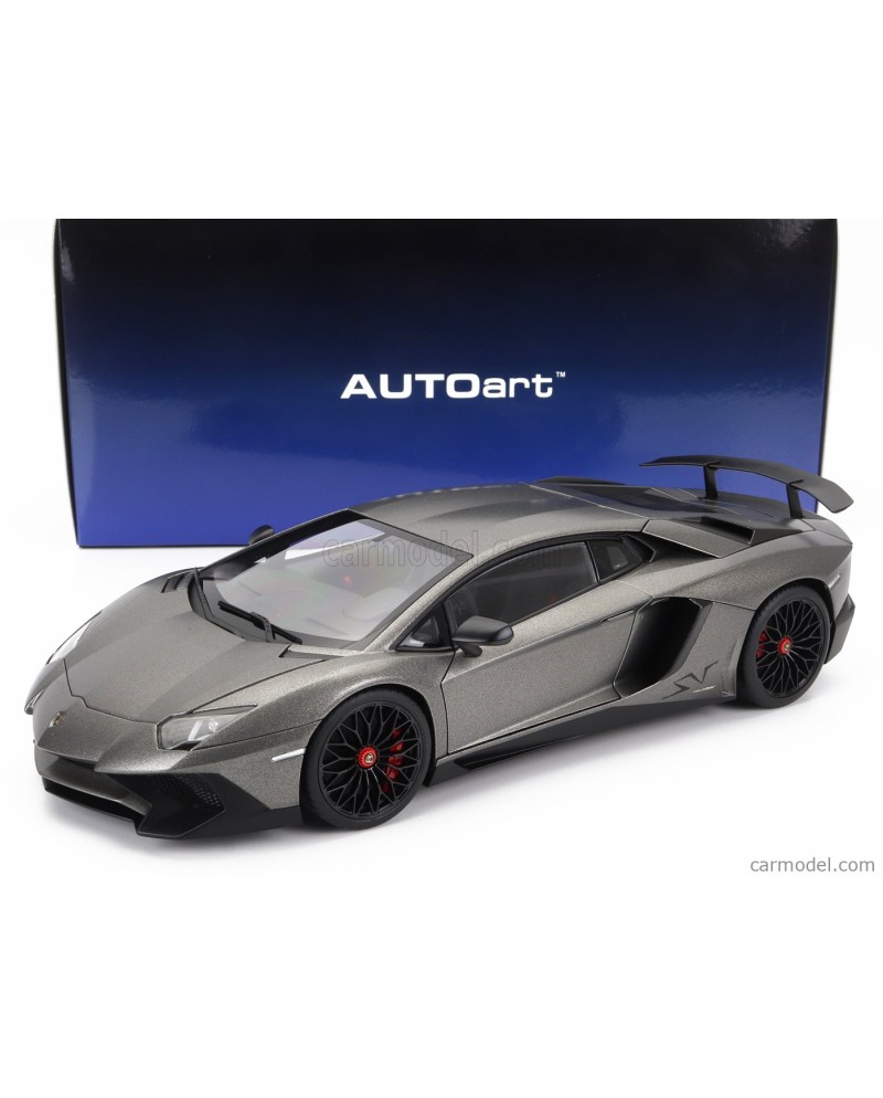 AUTOART - LAMBORGHINI - AVENTADOR LP750-4SV SUPERVELOCE 2015 1/18